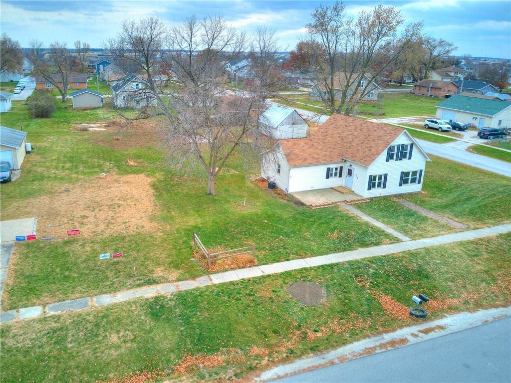 660 Locust Street - Photo 1