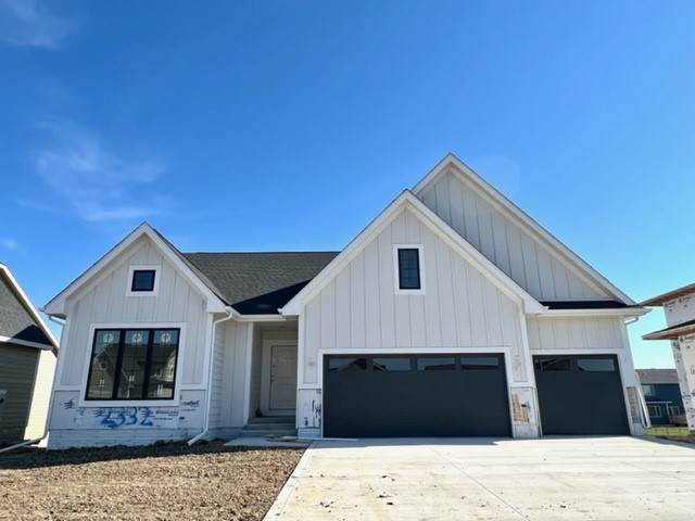 2332 5th Street - Photo 1