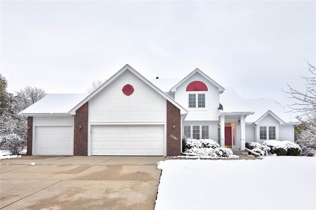 9375 38th Street - Photo 1