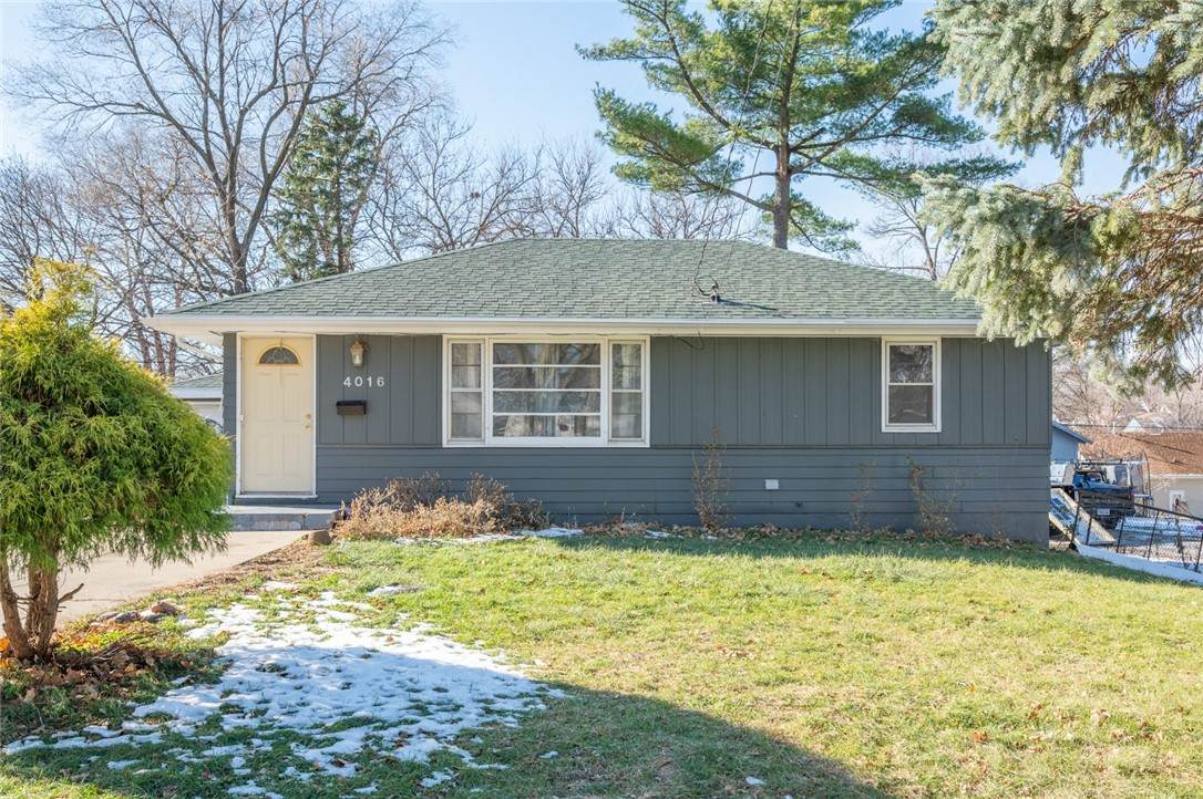 4016 52nd Street - Photo 1