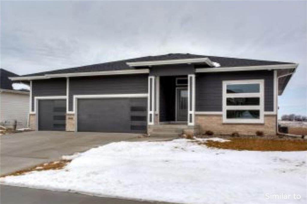 16404 Valley Drive - Photo 1