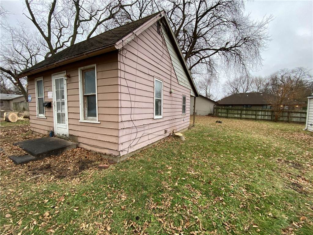 712 Marion Street - Photo 1