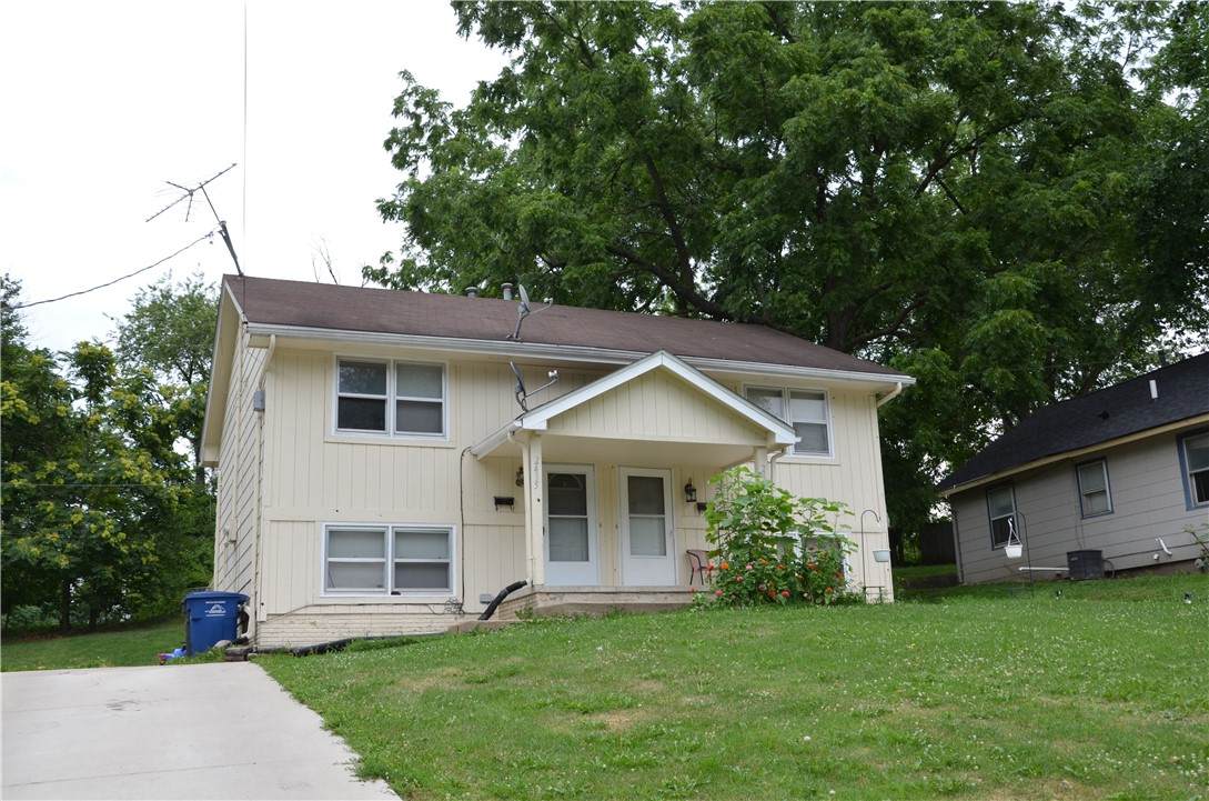 2435-2437 6th Street - Photo 1