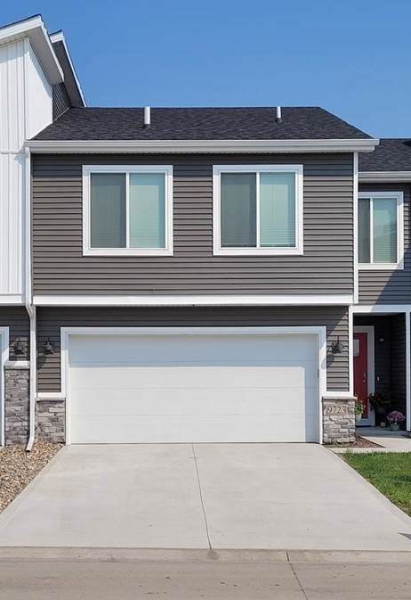 9612 Heightsview Drive - Photo 1