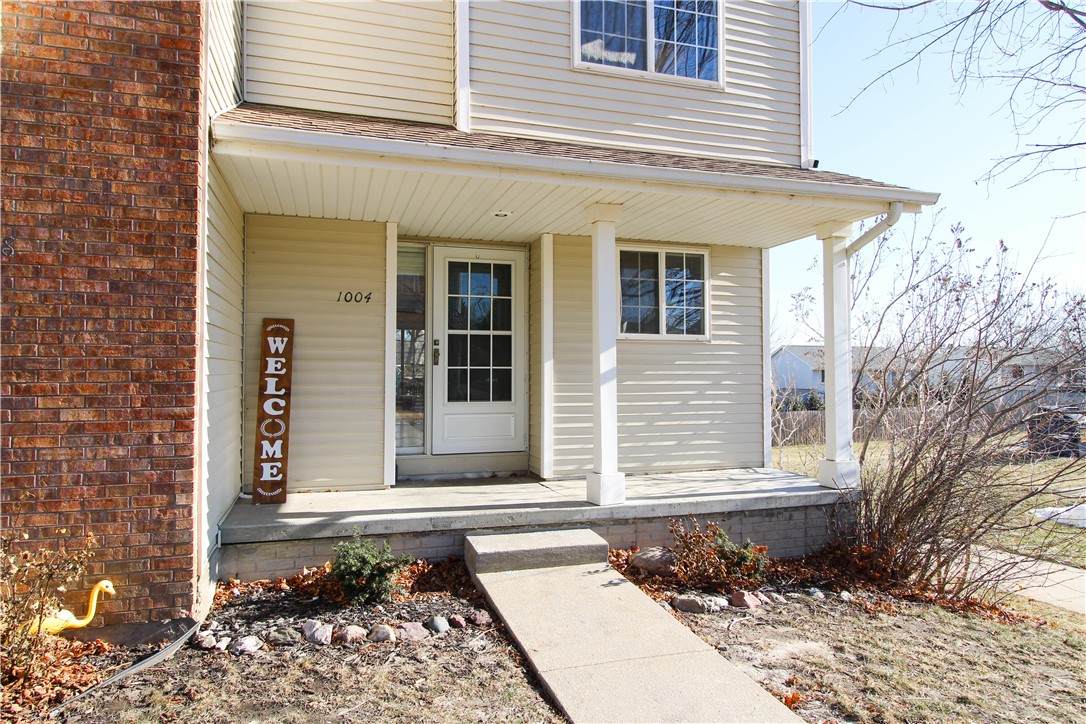 1004 17th Street - Photo 1