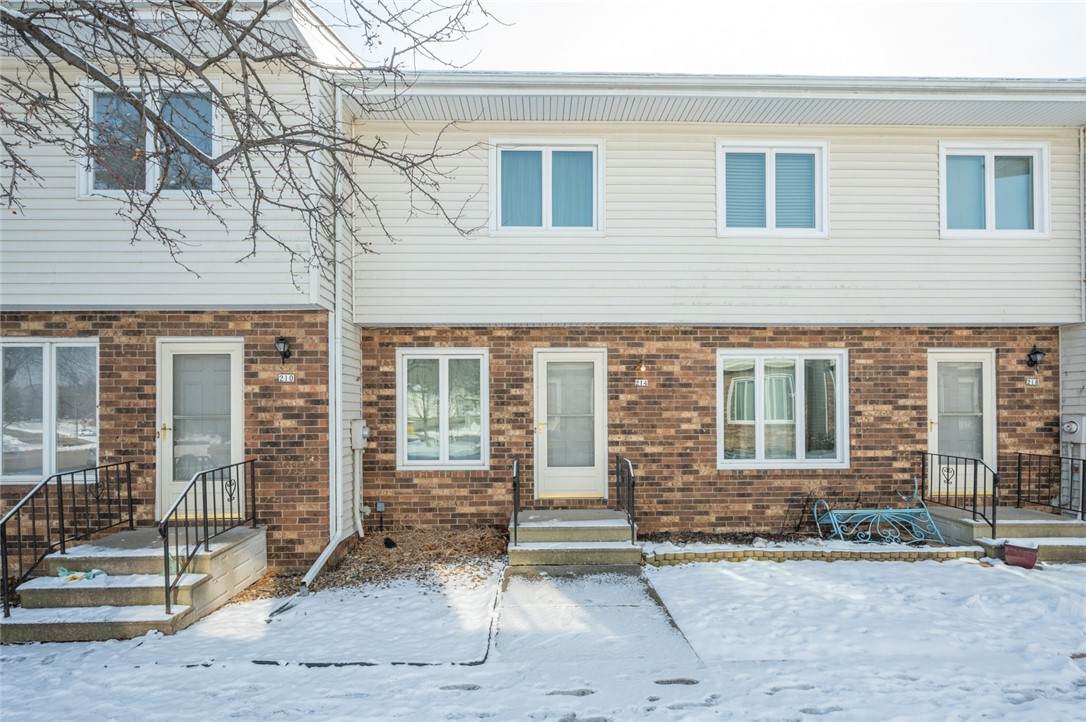 214 Holiday Circle - Photo 1
