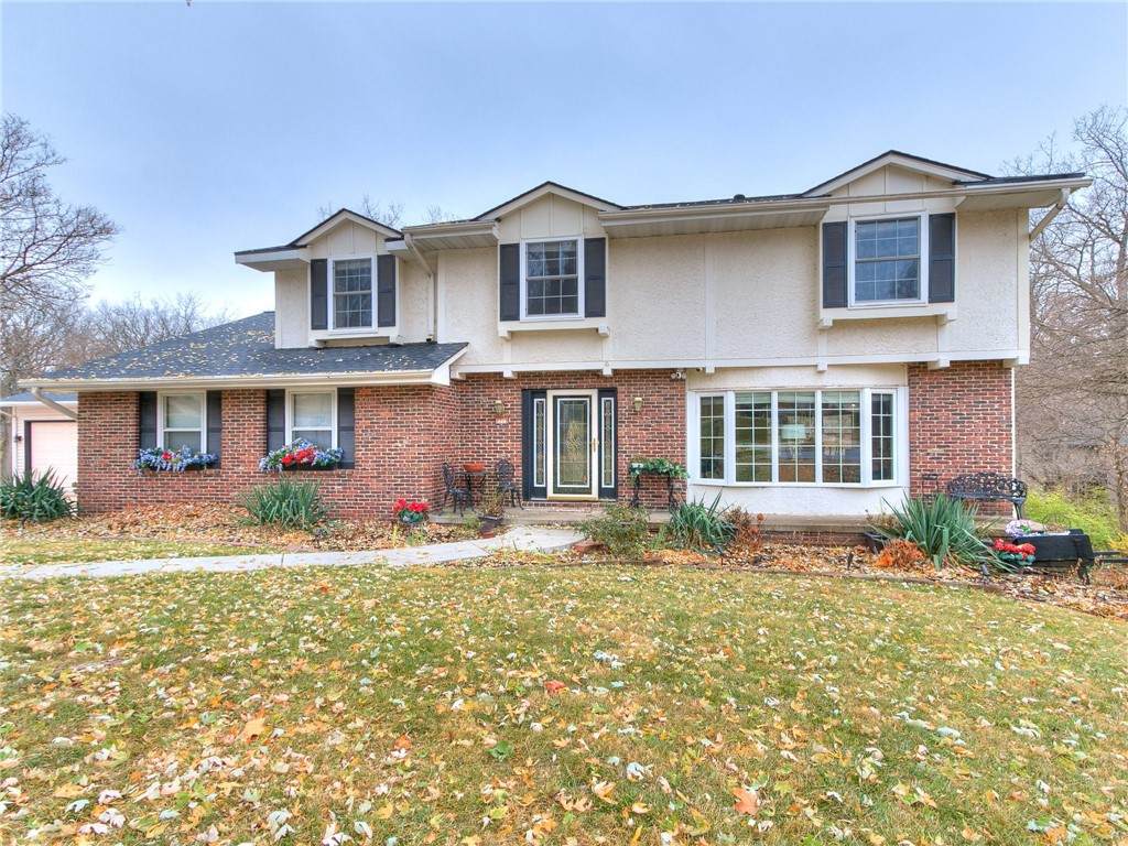 2712 Thornton Avenue - Photo 1