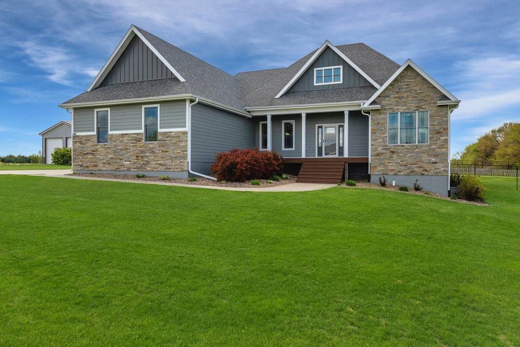 9405 32nd Avenue - Photo 1