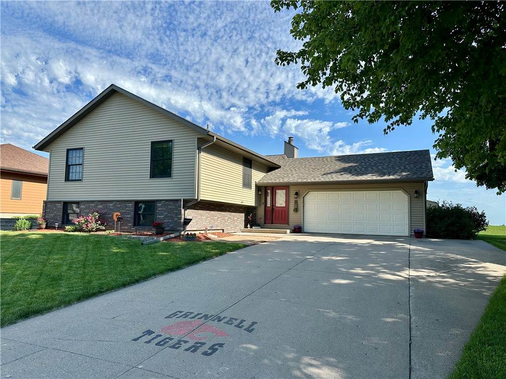 99 14th Avenue - Photo 1