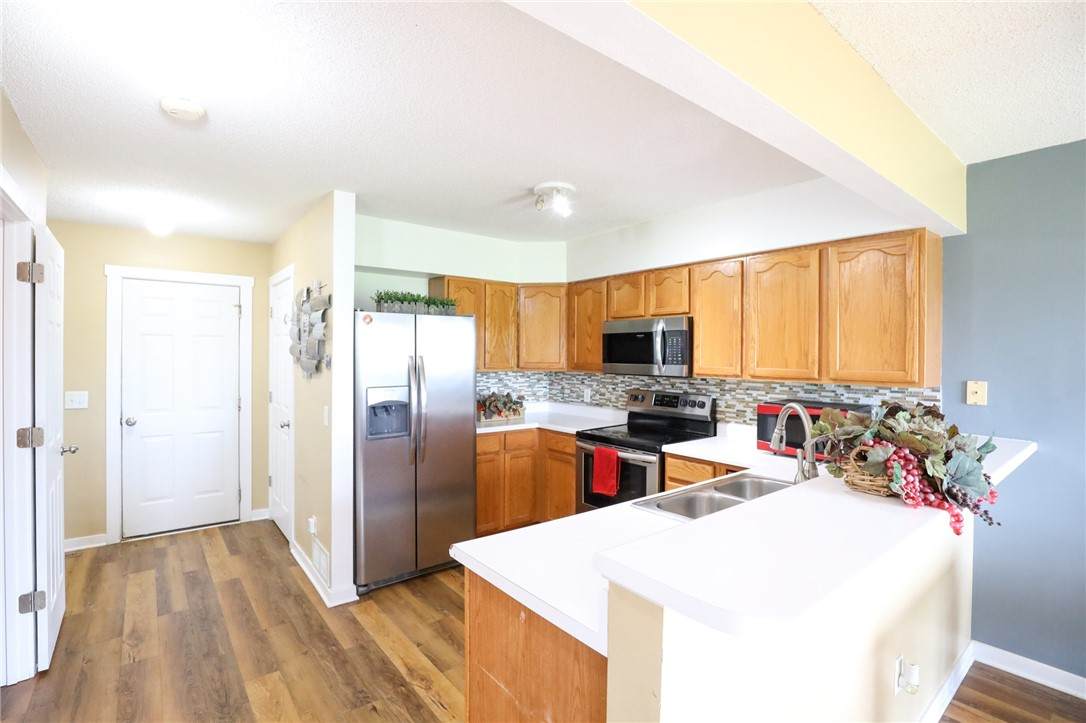 505 Brick Street - Photo 1