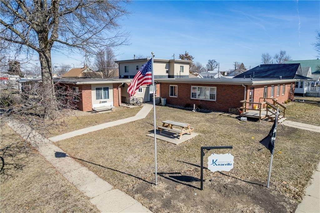 205 Iowa Street - Photo 1