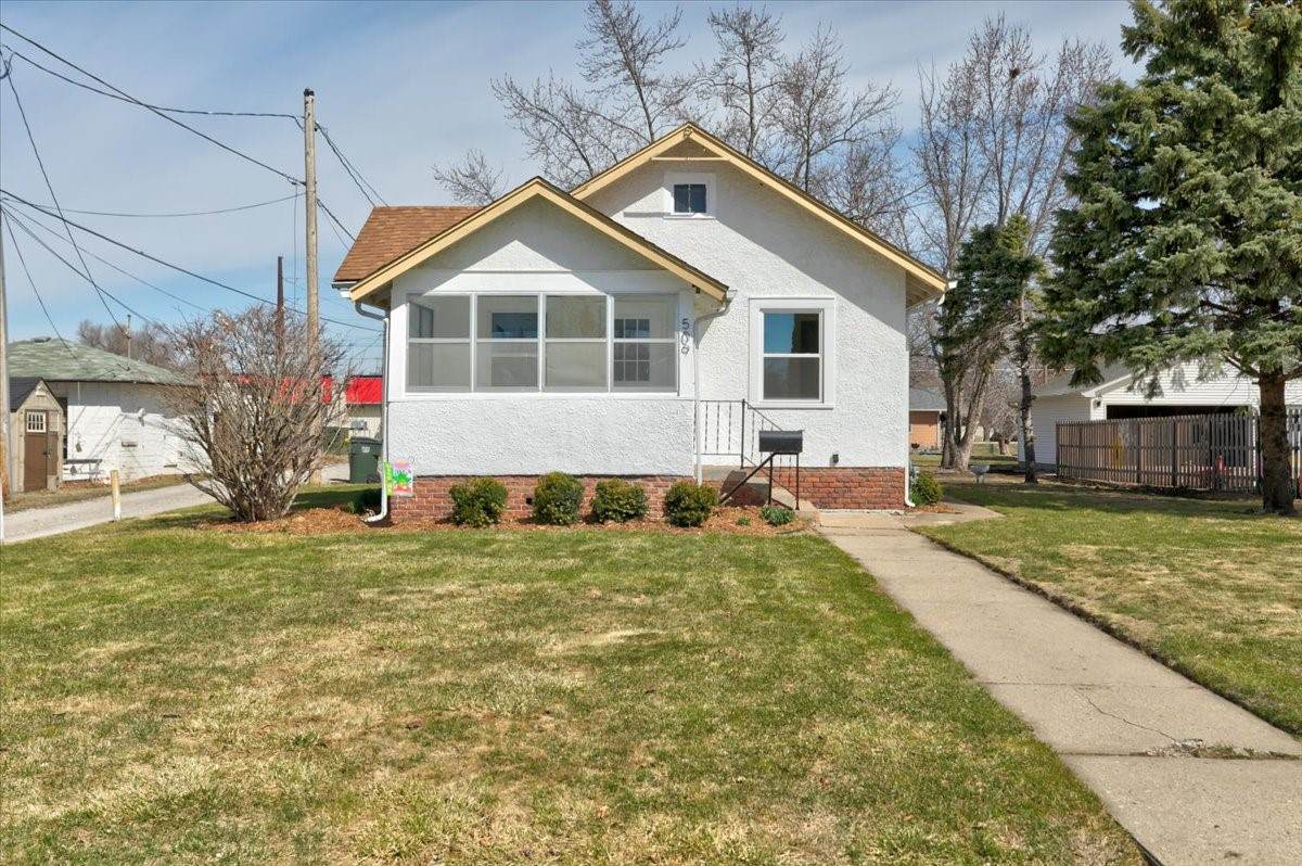 509 First Street - Photo 1