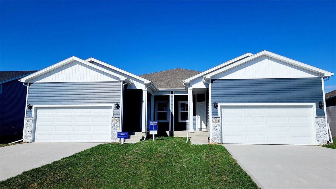 4776 172nd Street - Photo 1