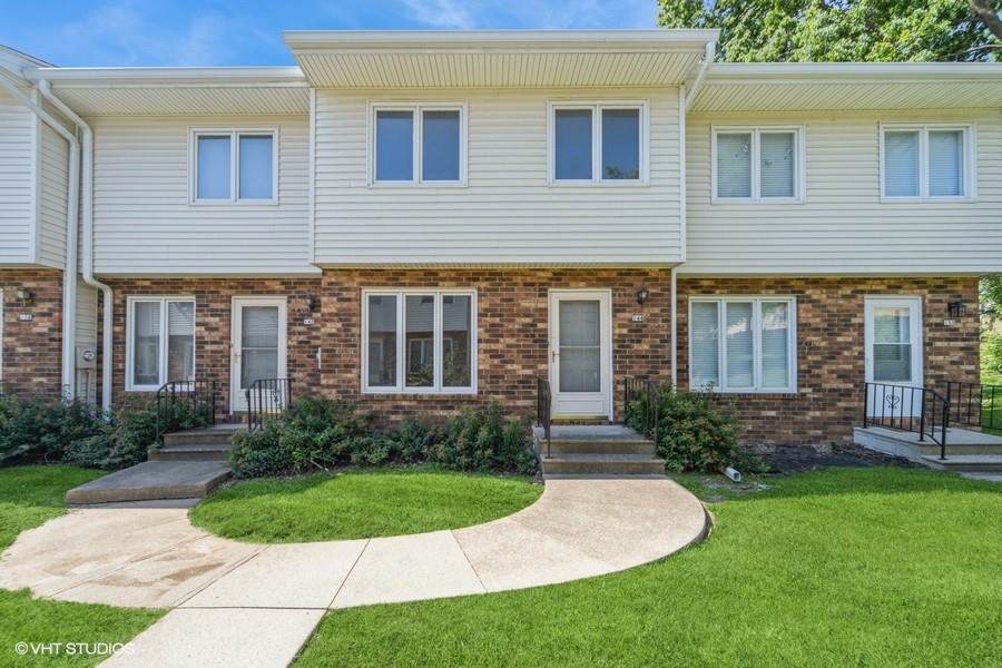 146 Holiday Circle - Photo 1