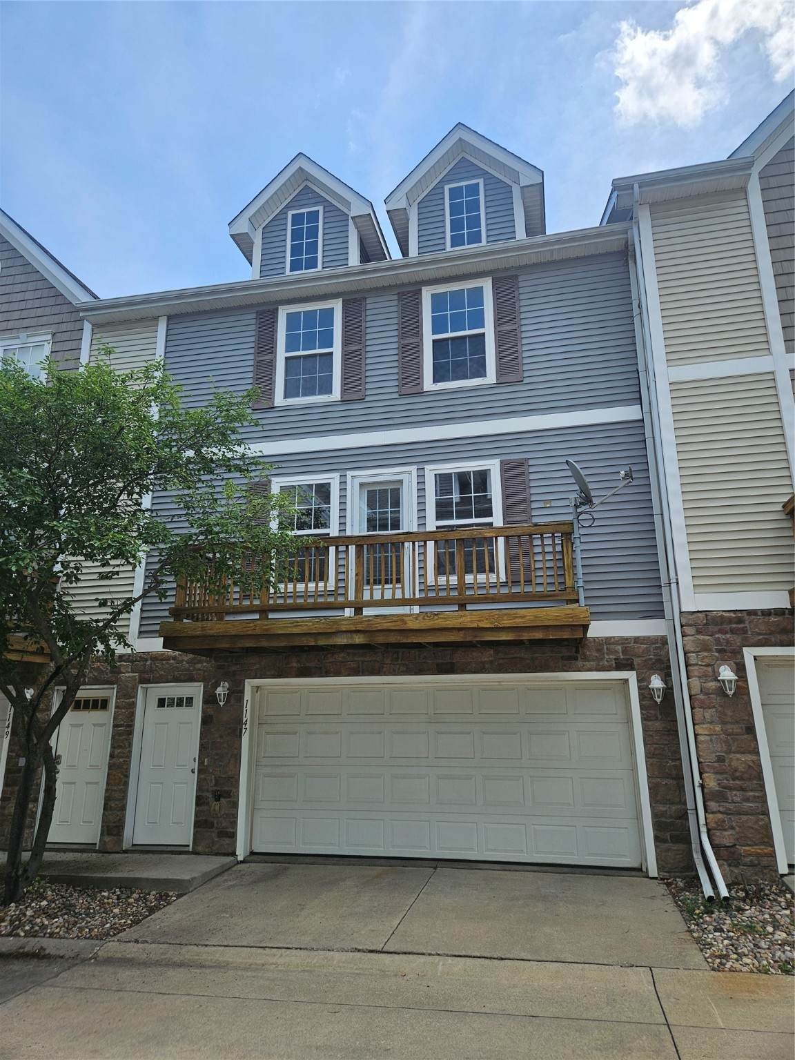 1147 Blackstone Lane - Photo 1