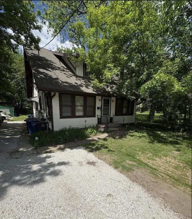 1206 39th Street - Photo 1