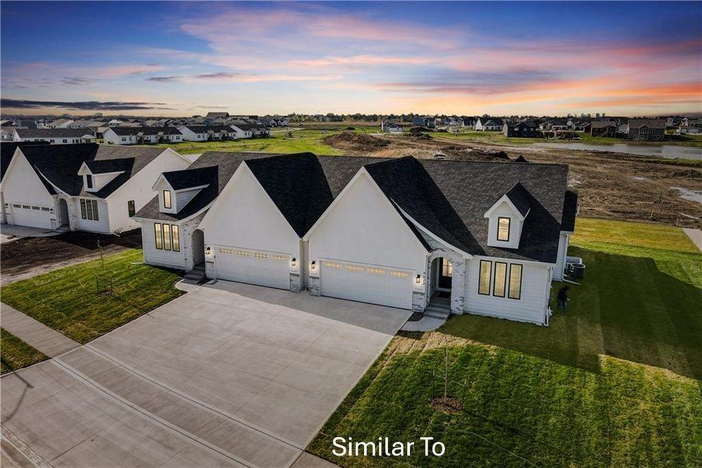 1537 Hazel Street - Photo 1