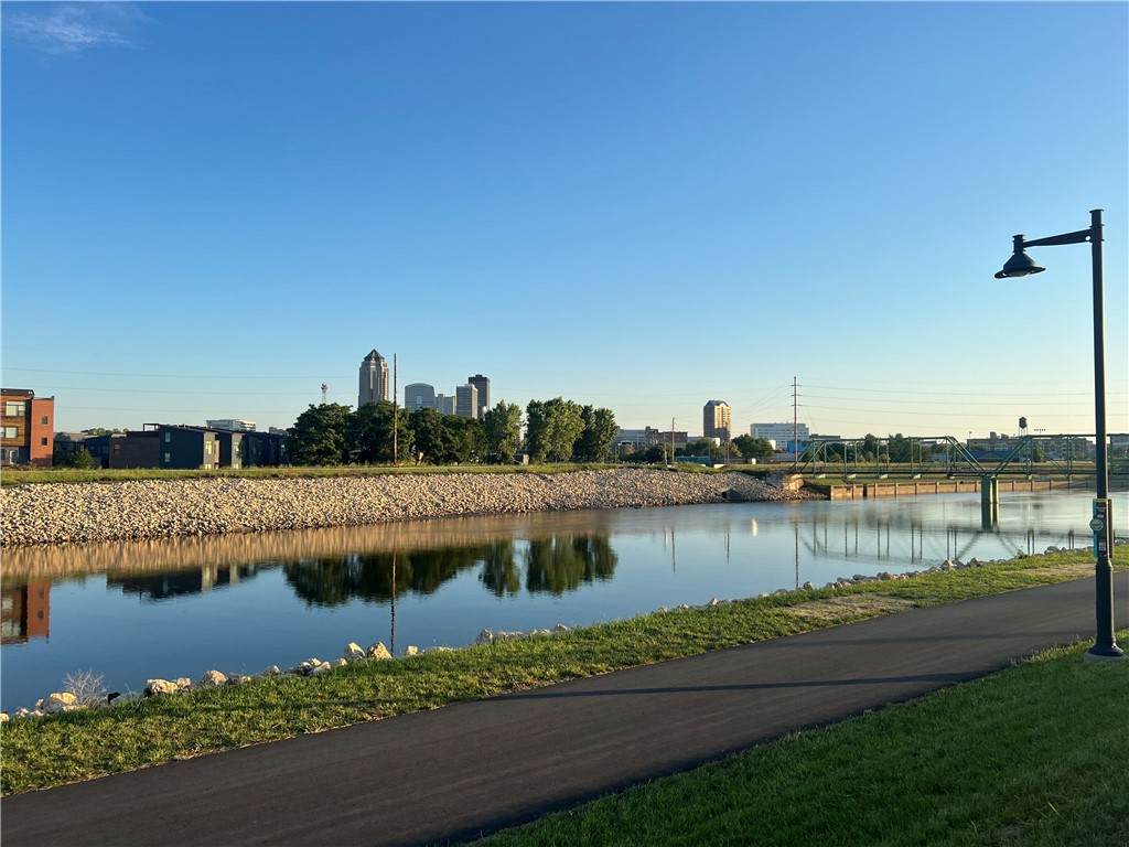 1800 Sw 2Nd Street - Photo 1