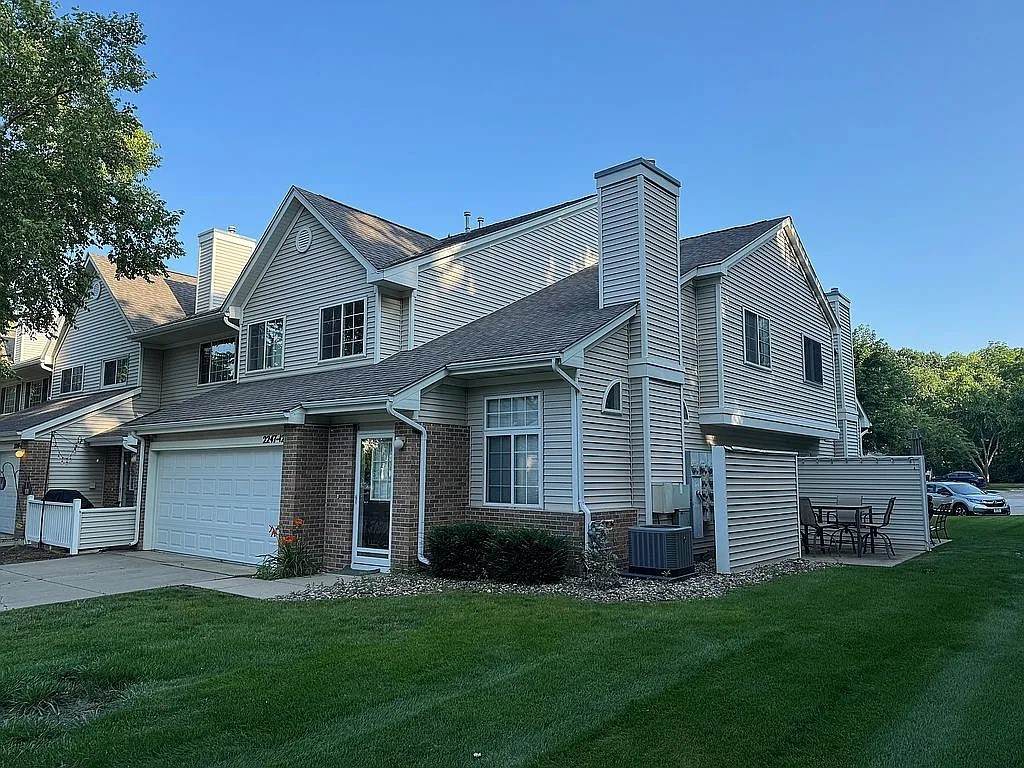 2247 Grand Avenue - Photo 1