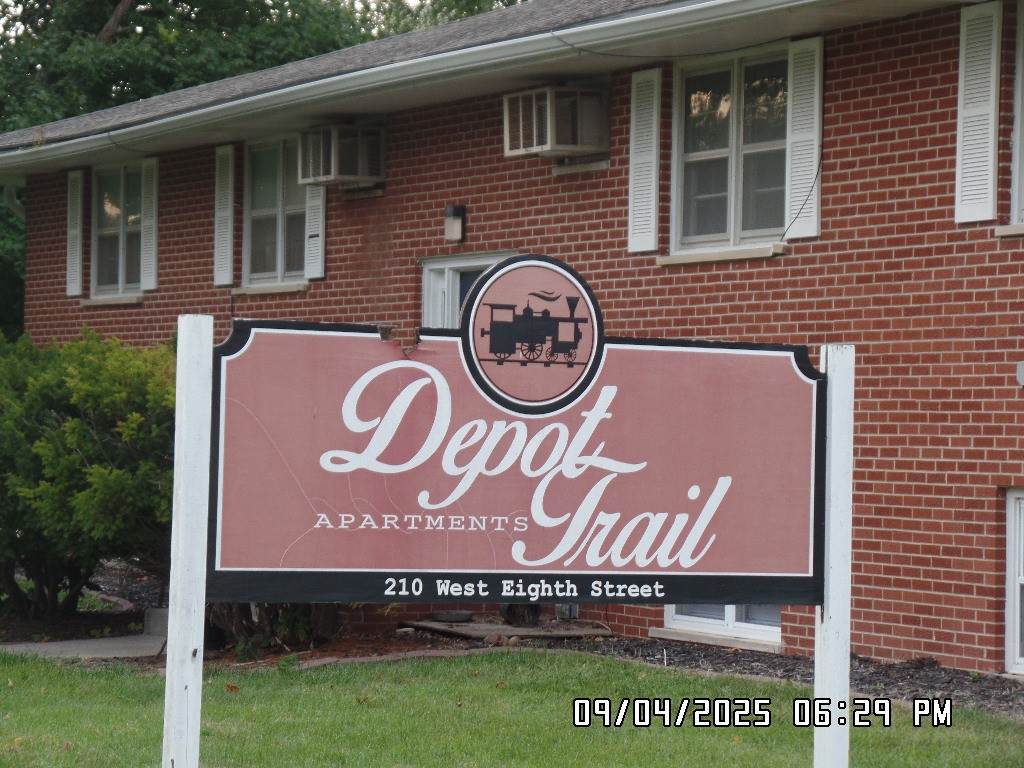 210 8th Street - Photo 1