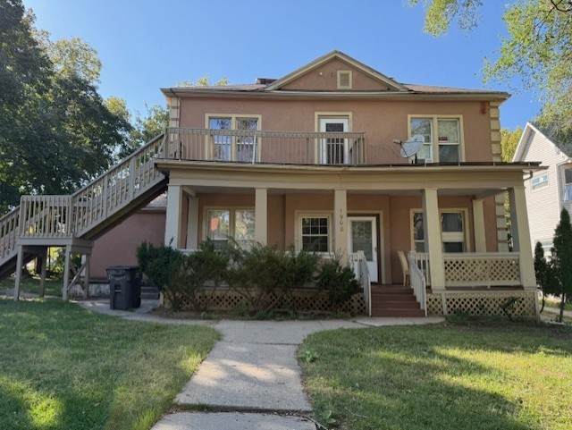 1908 7th Street - Photo 1