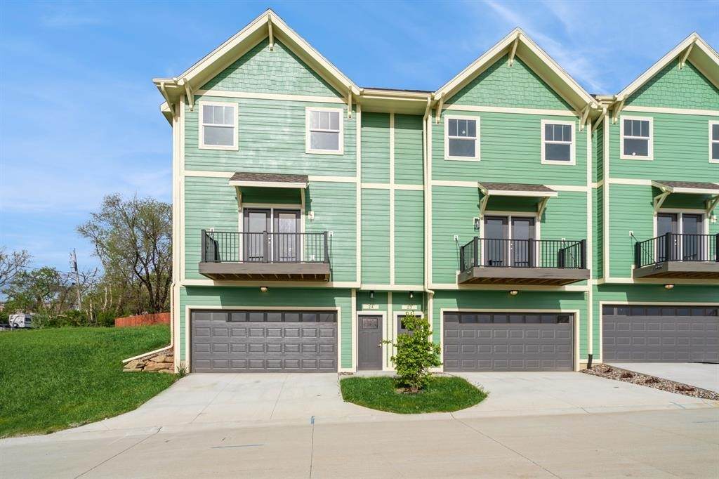 335 Forest Avenue - Photo 1