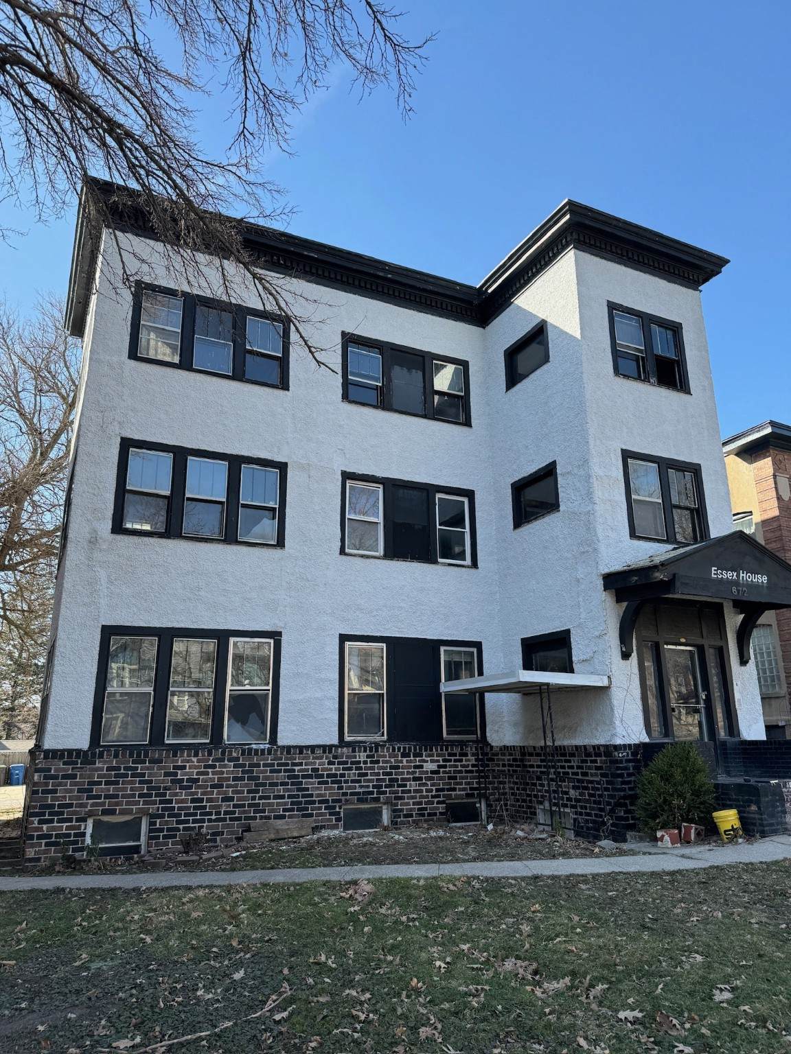 672 19th Street - Photo 1