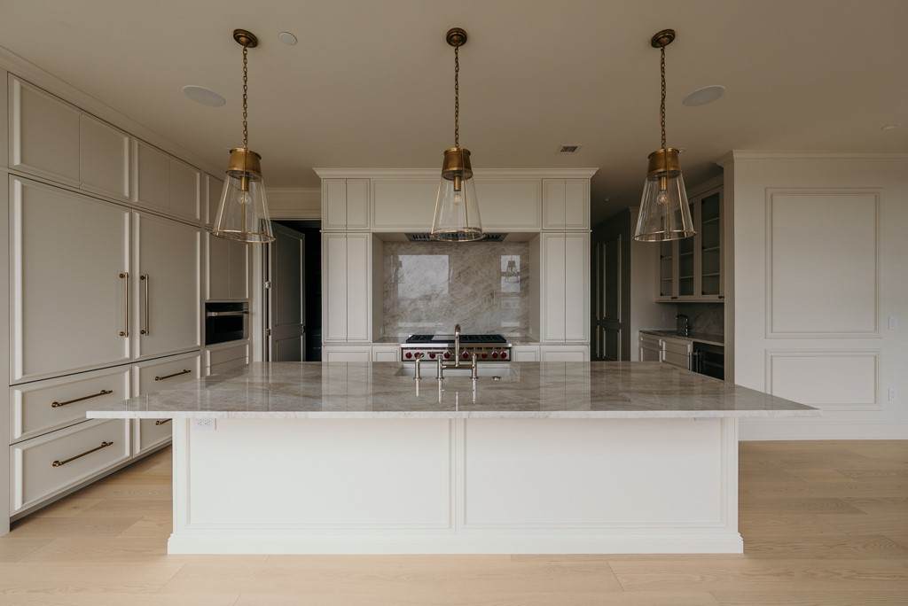 595 60th Street - Photo 1