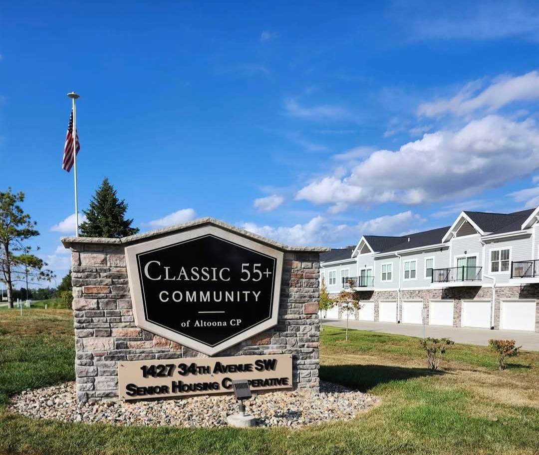 1427 34th Avenue - Photo 1