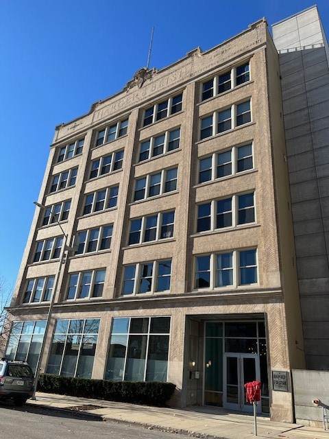 112 11th Street - Photo 1