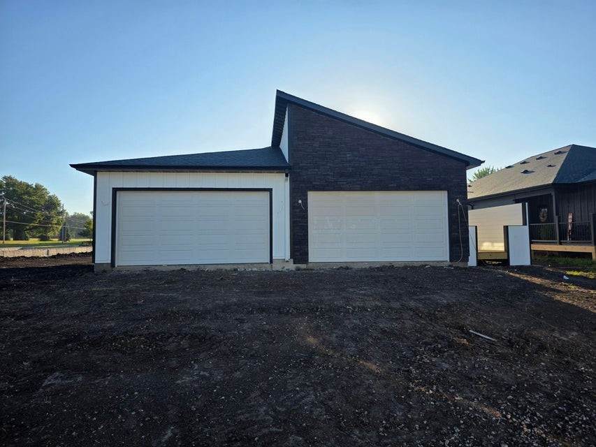 720 Ringold Street - Photo 1