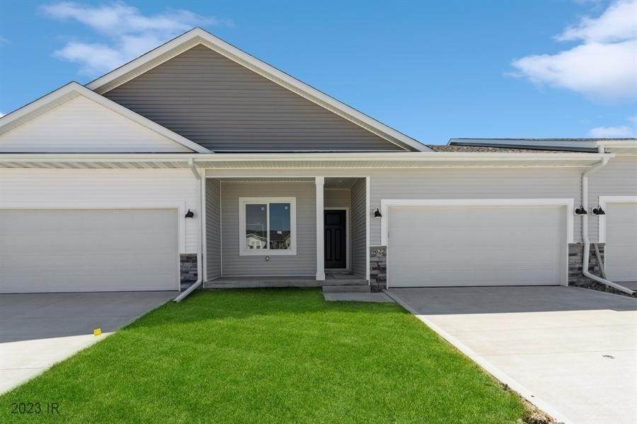 9622 Crestview Drive - Photo 1