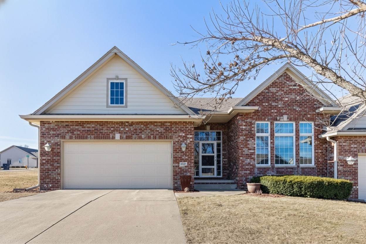 3500 152nd Street - Photo 1