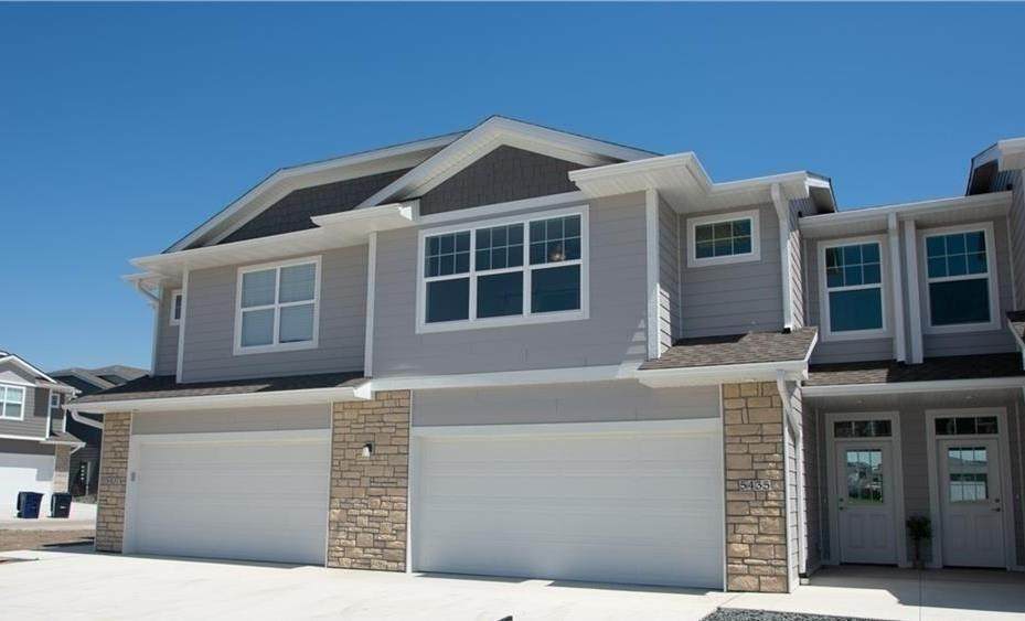 5426 153rd Street - Photo 1