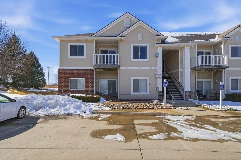 2323 Porter Avenue - Photo 1