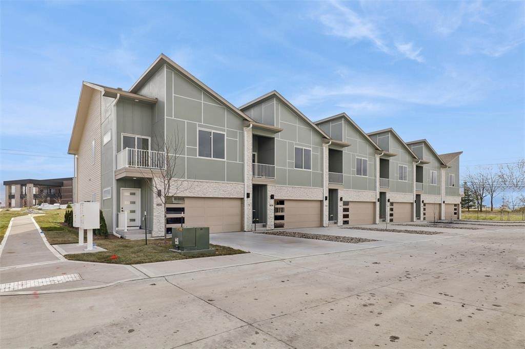 15540 Rocklyn Place - Photo 1