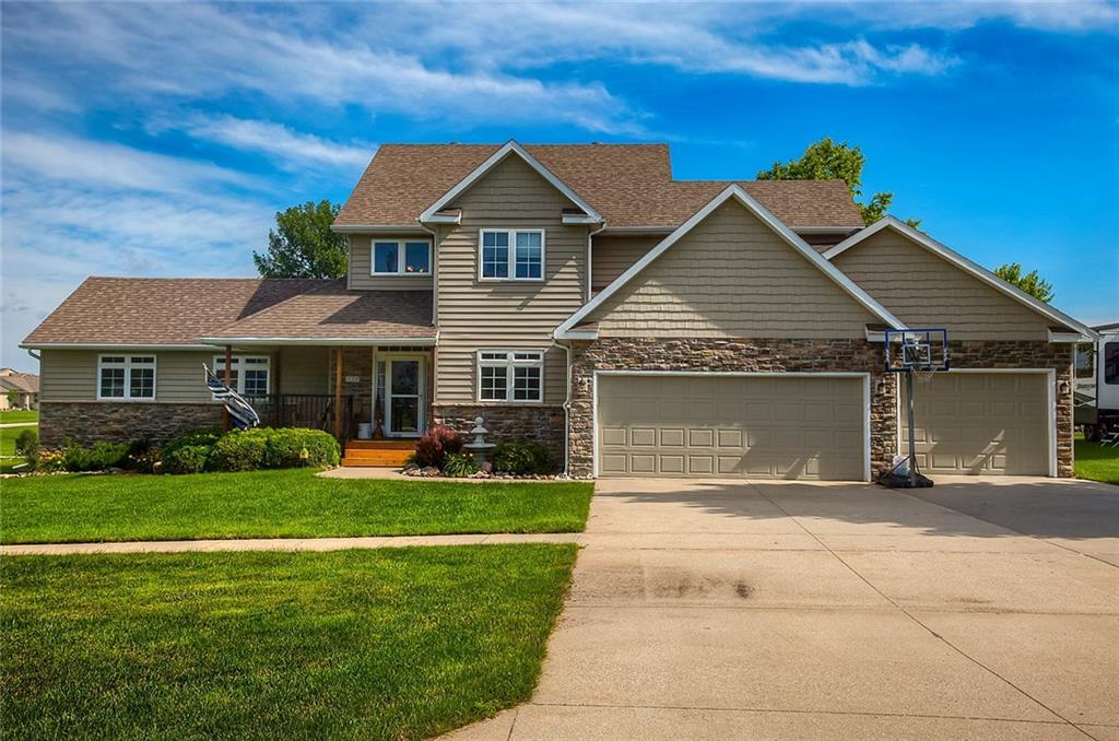 225 36th Street - Photo 1