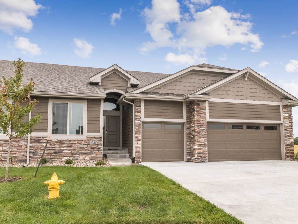 9193 Geanna Court - Photo 1