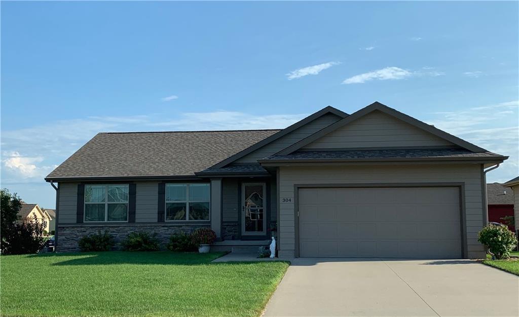 304 32nd Street - Photo 1