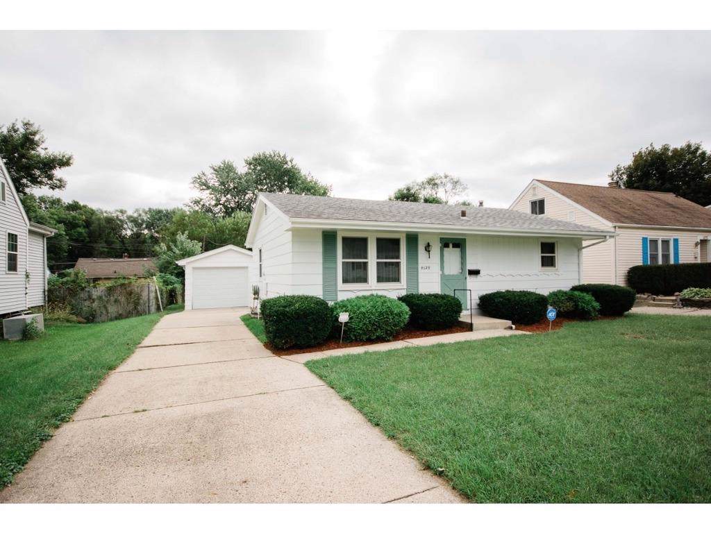 4129 Cambridge Street - Photo 1
