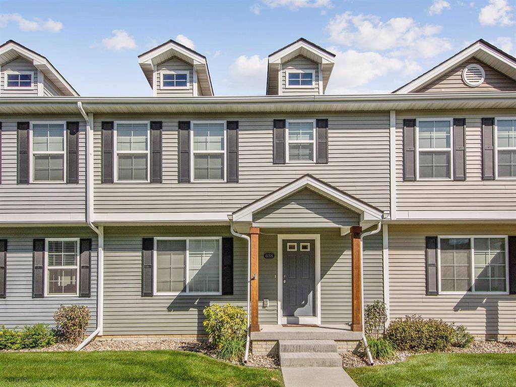638 Newport Place - Photo 1
