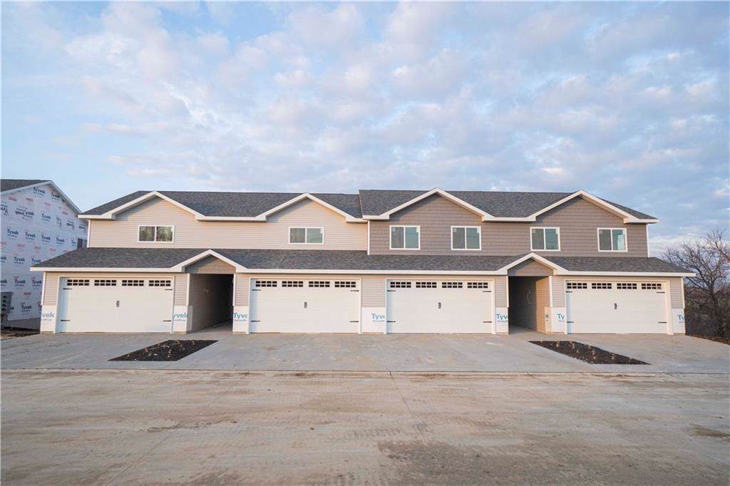 1004 Summerset Place - Photo 1