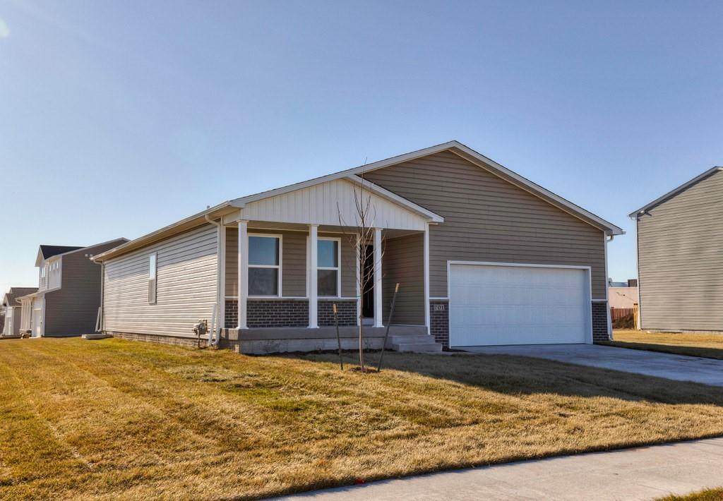 701 Lily Lane - Photo 1