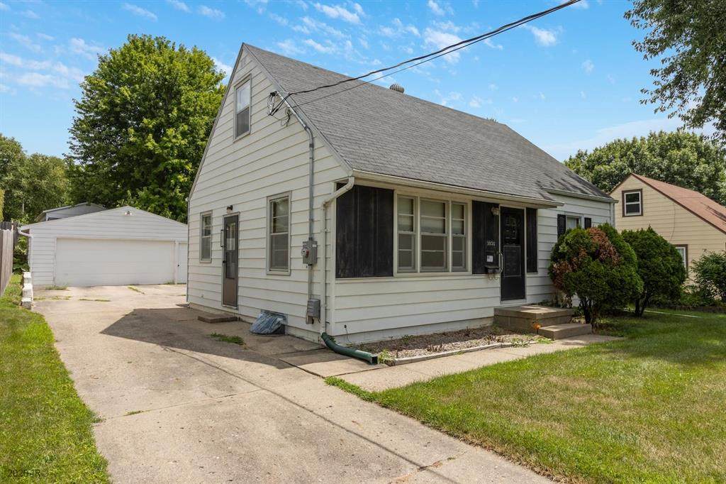 1025 67th Street - Photo 1