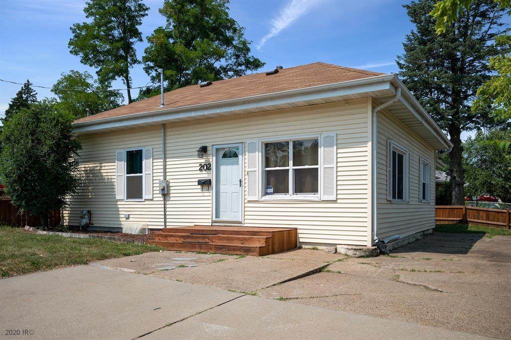 202 Olinda Avenue - Photo 1