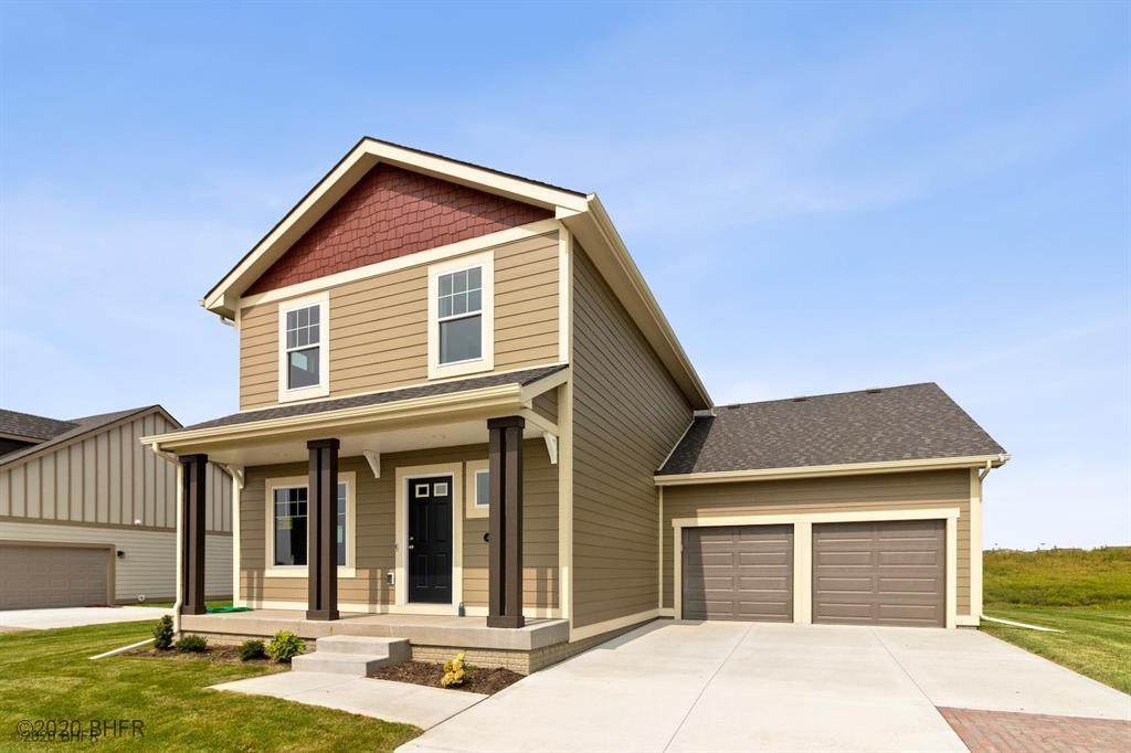 410 Prairie Trail Parkway - Photo 1