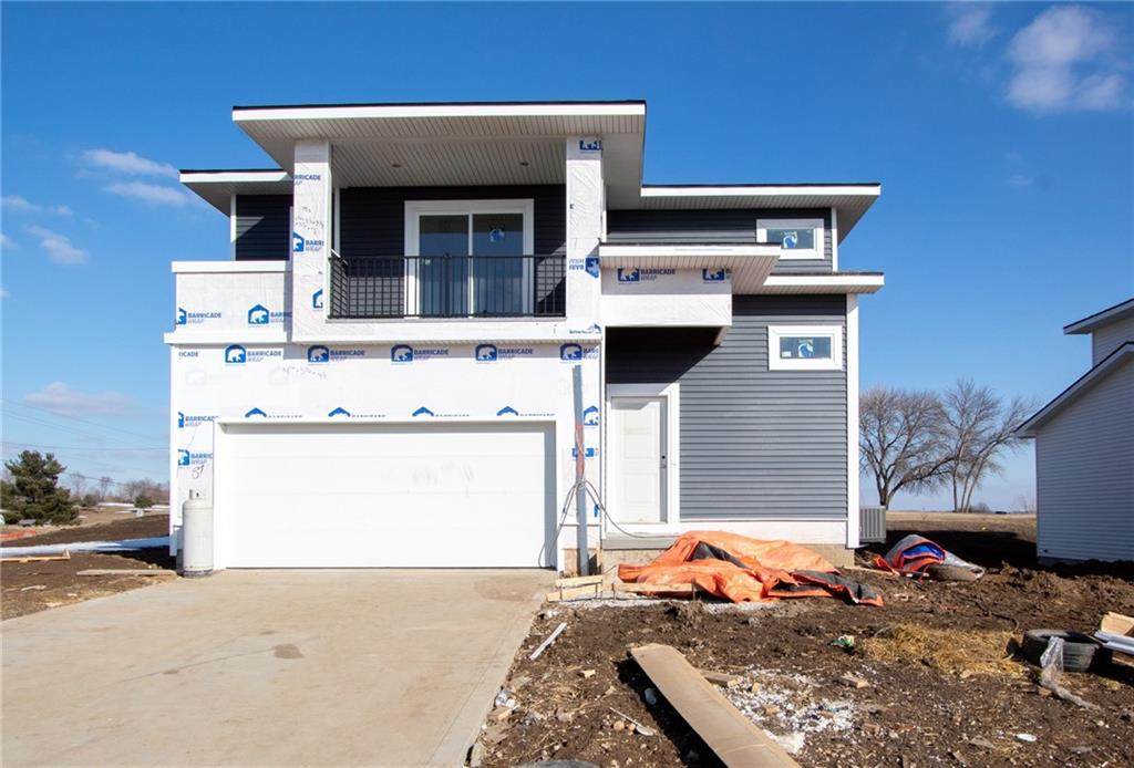 824 Kingfisher Drive - Photo 1