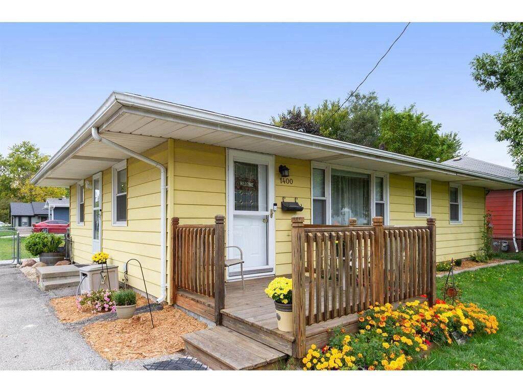 1400 29th Street - Photo 1
