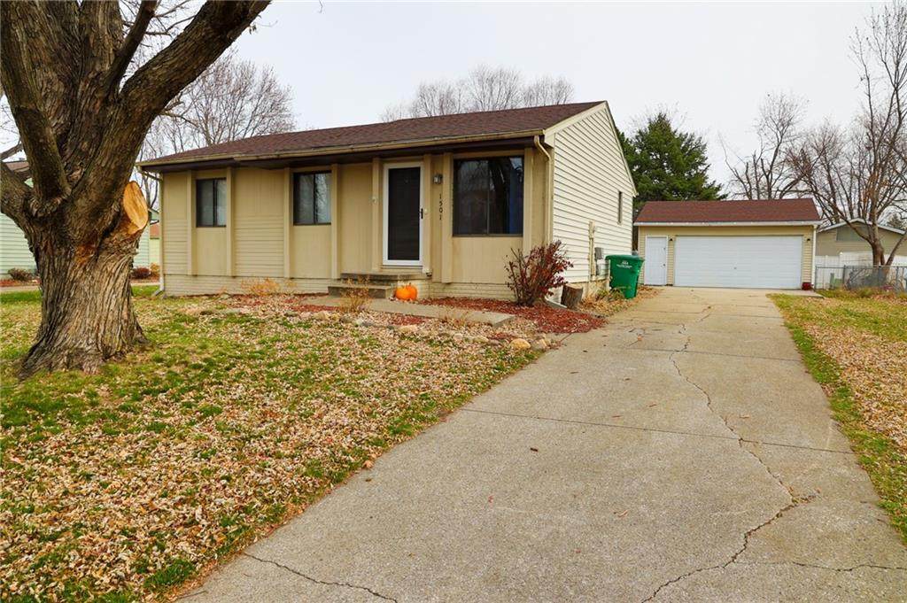 1501 Applewood Street - Photo 1