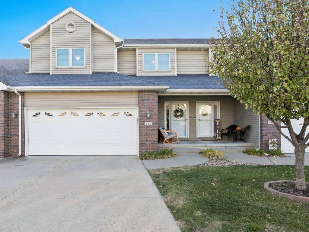 206 36th Lane - Photo 1